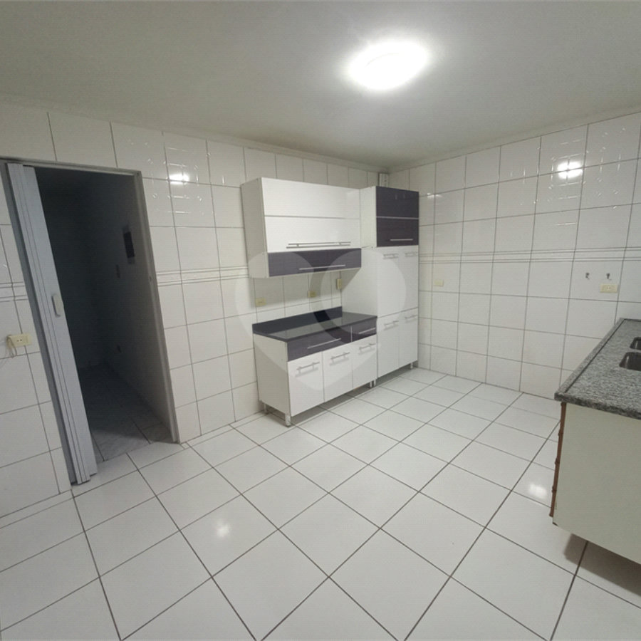 Casa de Vila para alugar com 1 quarto em Jardim Novo Taboão, São Paulo, SP