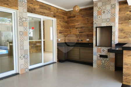 Casa à venda com 3 suítes no condomínio Porto Atibaia, Atibaia - SP