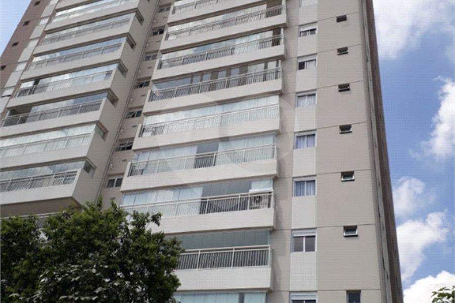 Apartamento à venda com 3 suítes em Santa Teresinha, São Paulo, SP