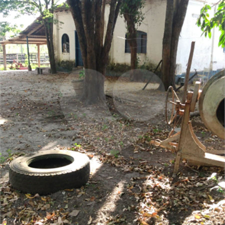 Sítio à venda com 3 quartos no Centro, Descalvado, SP