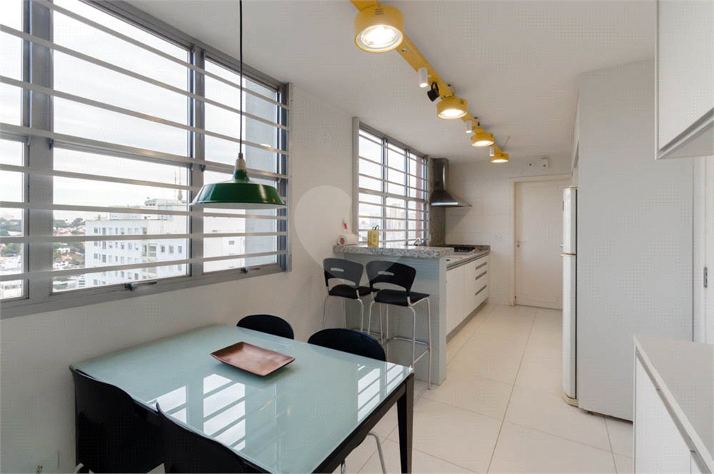 Cobertura à venda com 4 quartos, sendo 1 suíte, em Perdizes, São Paulo, SP