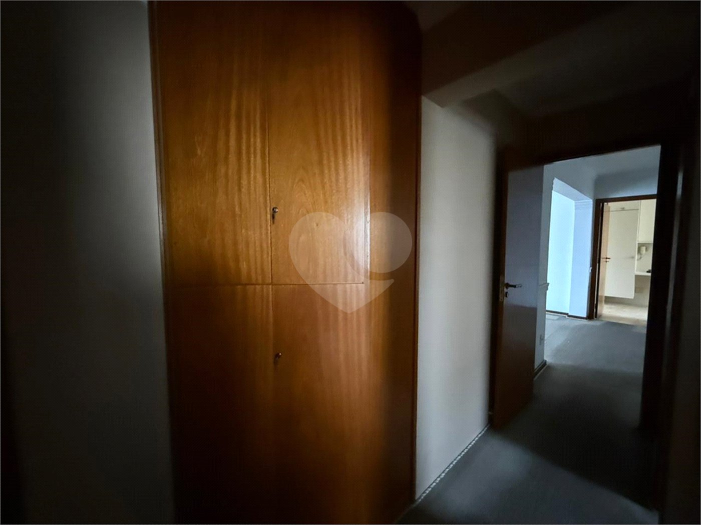 Apartamento à venda com 3 quartos, sendo 1 suíte, em Jardim Paulista, São Paulo, SP