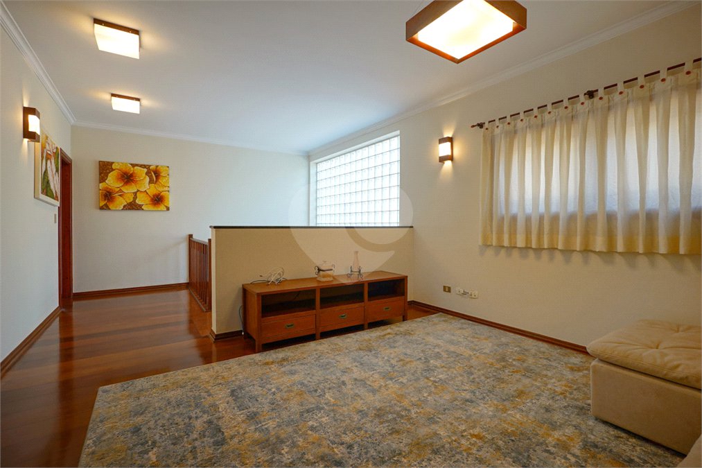 Casa à venda com 4 quartos, sendo 2 suítes, em Interlagos, São Paulo, SP