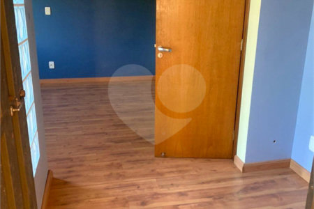 Casa à venda ou para alugar com 4 quartos, sendo 2 suítes, no condomínio Tereza Cristina, Jundiaí - SP