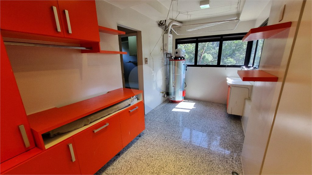Apartamento para alugar com 6 quartos, sendo 4 suítes,  em Panamby, São Paulo, SP