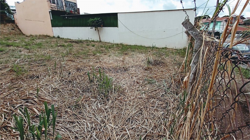 Terreno à venda em Jardim das Vitórias Régias, Valinhos, SP