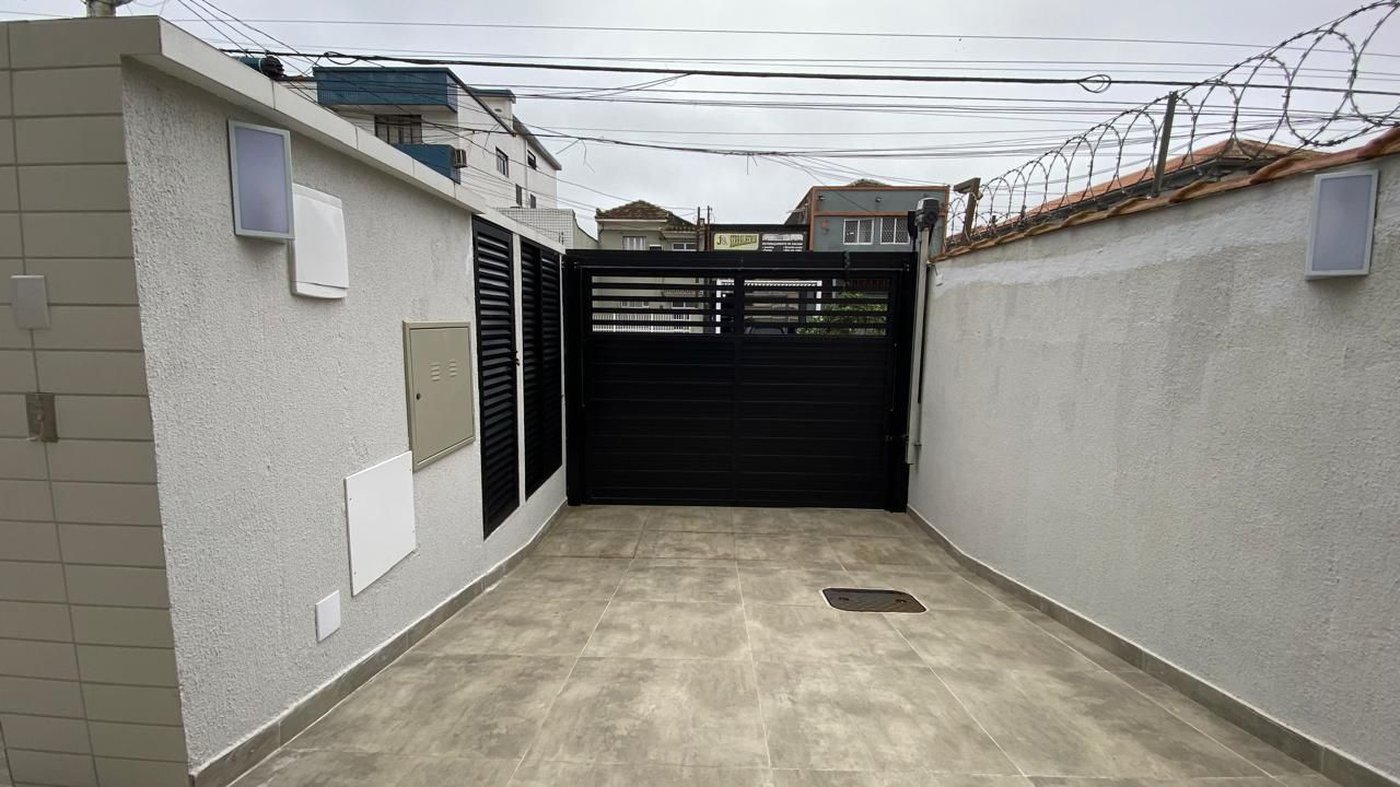 Casa com 2 dormitórios à venda, 95 m² por R$ 585.000,00 - Macuco - Santos/SP