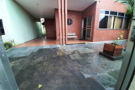 Casa à venda com 3 quartos, sendo 1 suíte, em Campo Grande, Rio de Janeiro, RJ