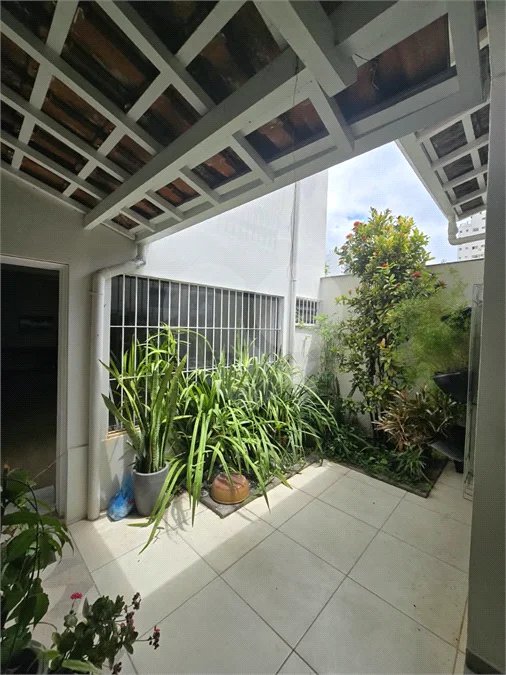 Sobrado à venda com 3 quartos, sendo 1 suíte, em Chácara Santo Antônio, São Paulo, SP