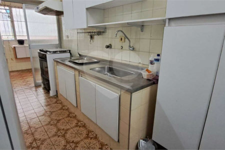Apartamento à venda com 3 quartos, sendo 1 suíte, em MOEMA, São Paulo, SP
