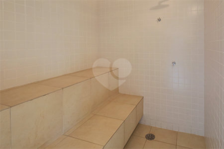 Casa em condomínio à venda com 4 quartos, sendo 2 suítes, em Alto da Boa Vista, São Paulo, SP