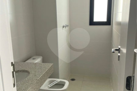 Apartamento à venda com 2 suítes em Pinheiros, São Paulo, SP
