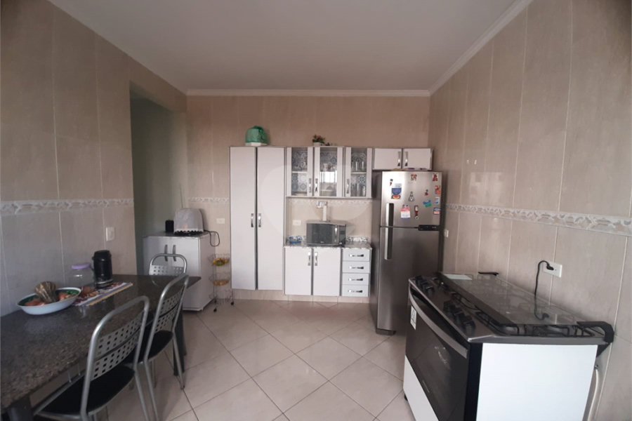 Sobrado à venda com 5 quartos, sendo 1 suíte, em Tremembé, São Paulo, SP