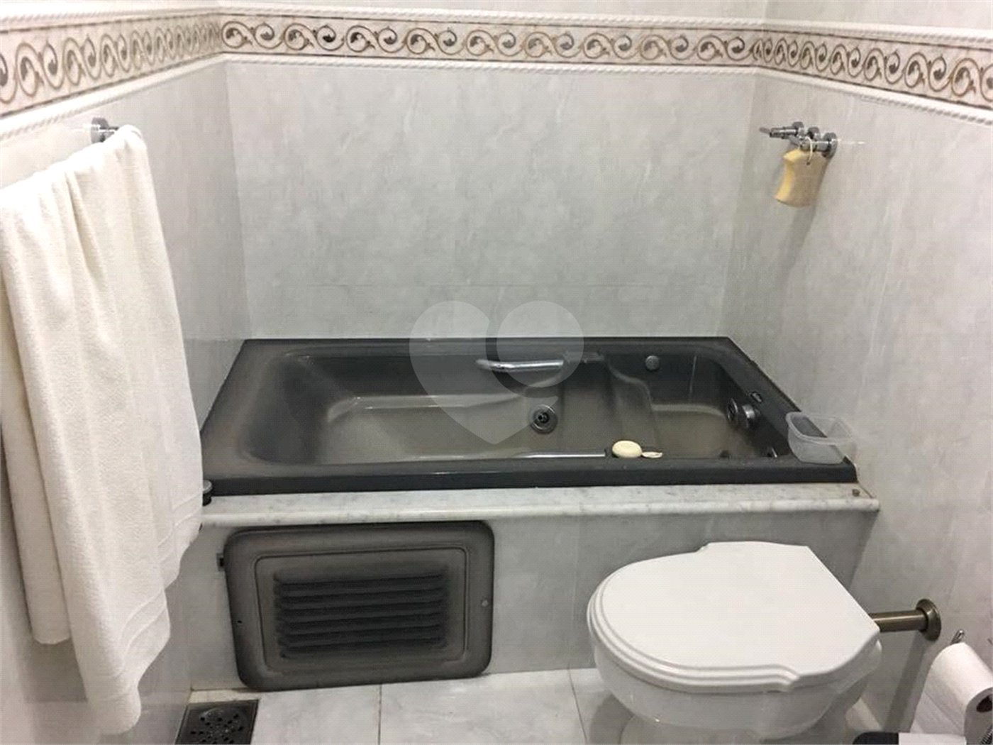 Casa à venda com 2 quartos, sendo 1 suíte, em Campo Grande, Rio de Janeiro, RJ