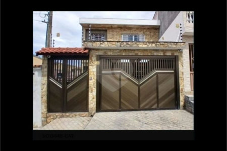 Casa à venda com 3 quartos, sendo 1 suíte, em Vila Ré, São Paulo, SP