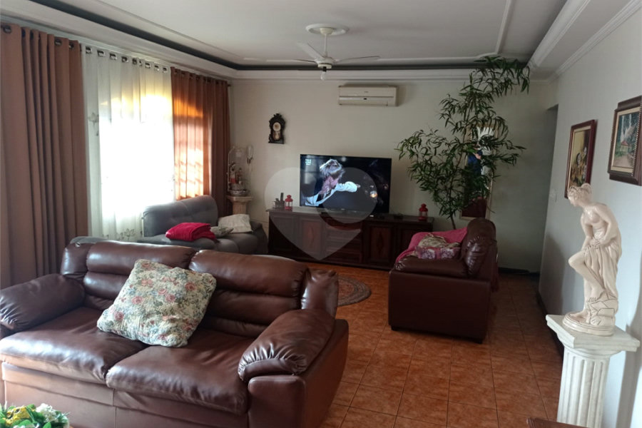Casa à venda com 5 suítes em Vila Medeiros, São Paulo, SP