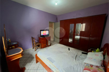 Casa à venda com 4 quartos, sendo 1 suíte,  em Vila Santa Maria, Guarulhos, SP
