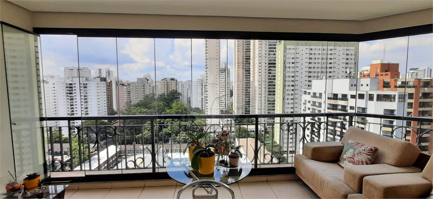 Apartamento à venda com 4 quartos, sendo 3 suítes, em Cidade Monções, São Paulo, SP