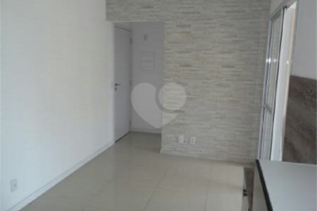 Apartamento à venda com 2 quartos, sendo 1 suíte, em Vila Gumercindo, São Paulo, SP