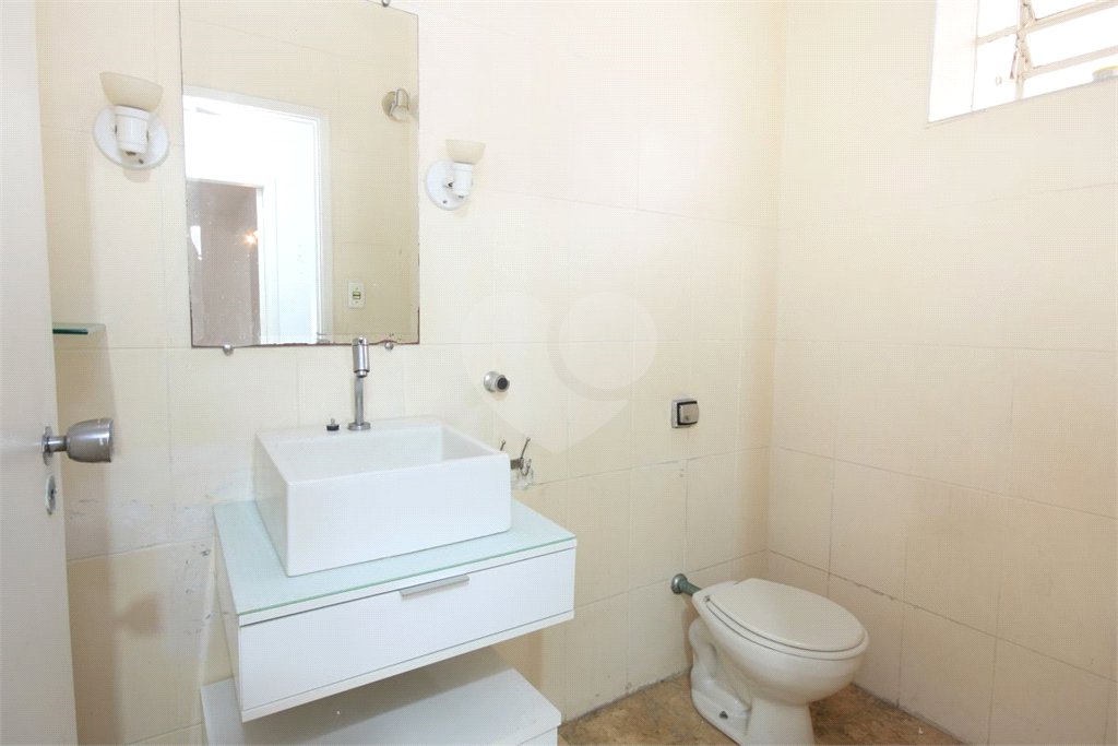 Sobrado à venda com 4 quartos, sendo 2 suítes,  em Alto da Boa Vista, São Paulo, SP