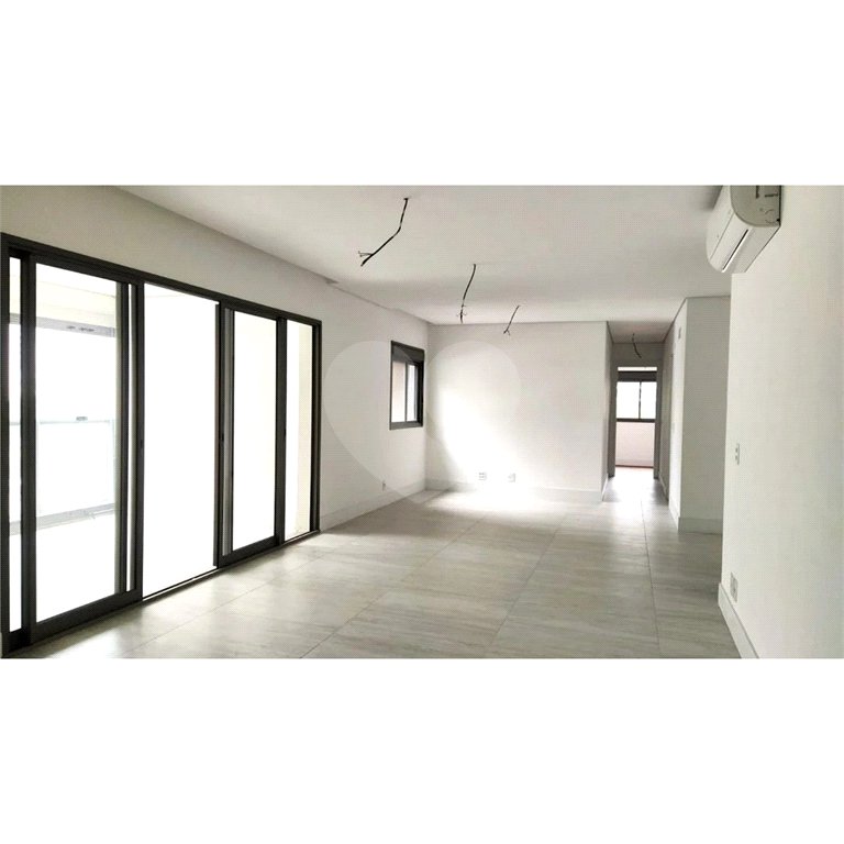 Apartamento à venda com 3 quartos, sendo 1 suíte, em Paraíso, São Paulo, SP