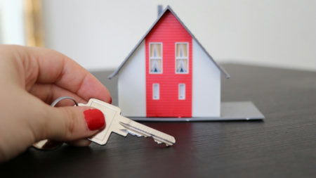 Atibaia vive um novo dilema imobiliário: alugar ou comprar em 2025?