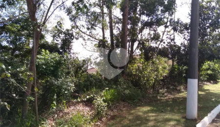 Terreno à venda no condomínio Suíça da Cantareira, Mairiporã - SP