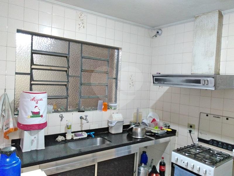 Sobrado à venda com 3 quartos em Jardim Peri, São Paulo, SP