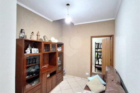 Chácara à venda com 4 quartos, sendo 2 suítes,  no Centro, Araçoiaba da Serra, SP