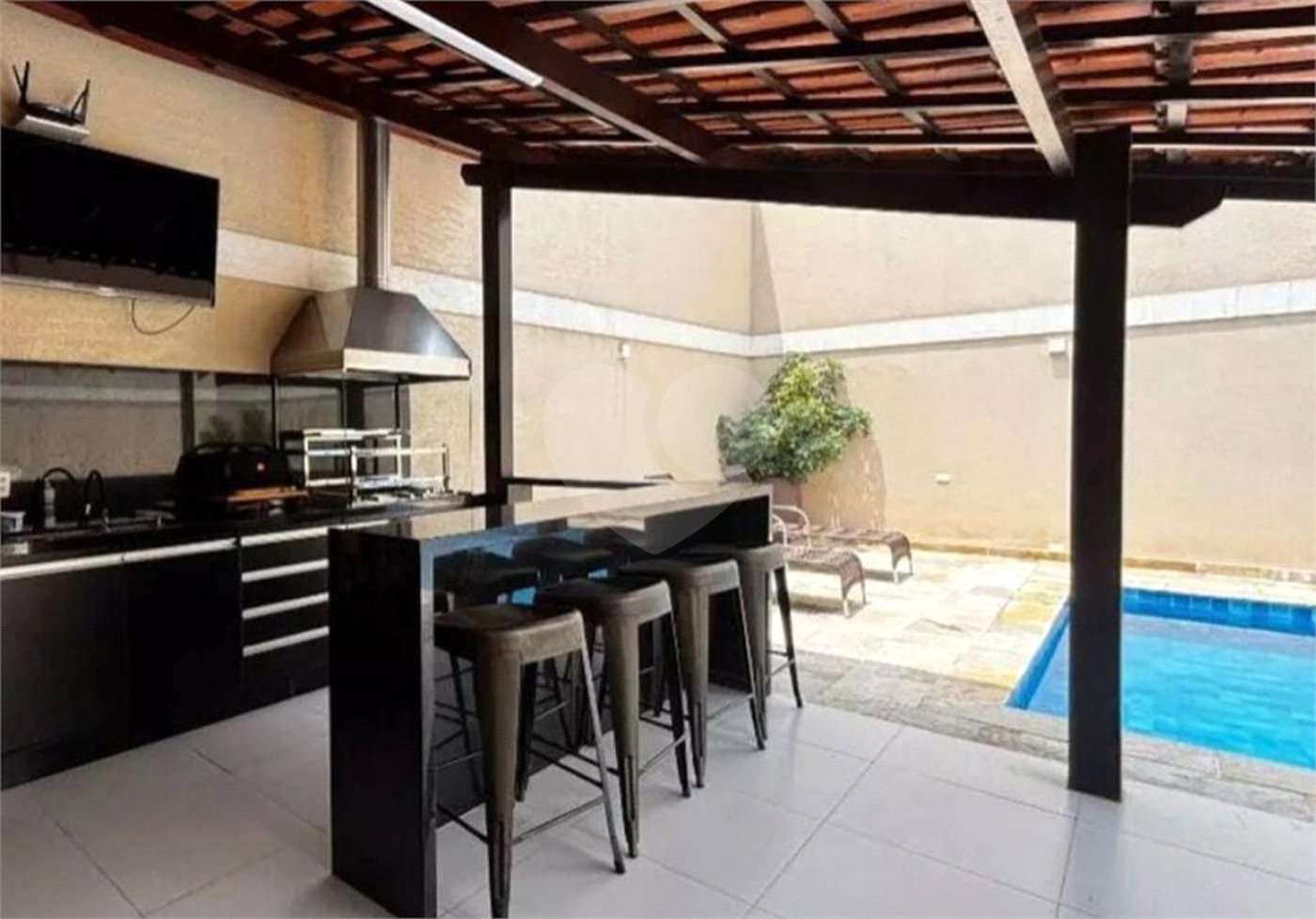 Sobrado à venda ou para alugar com 3 quartos, sendo 1 suíte,  em Independência, São Bernardo do Campo, SP