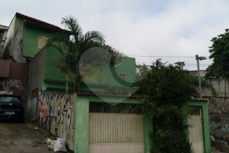 Sobrado à venda com 3 quartos, sendo 1 suíte, em Jardim Maria Duarte, São Paulo, SP