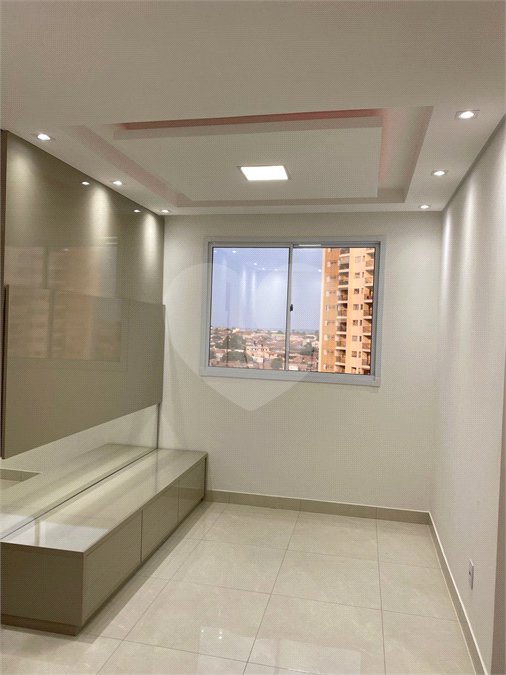 Apartamento à venda com 2 quartos em Morada do Ouro, Cuiabá, MT