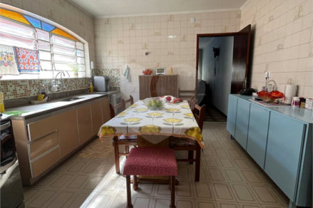 Sobrado à venda com 3 quartos, sendo 1 suíte,  em Vila Mazzei, São Paulo, SP