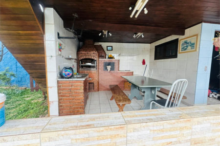 Chácara à venda com 6 quartos, sendo 2 suítes, em Jardim Dora, Suzano, SP