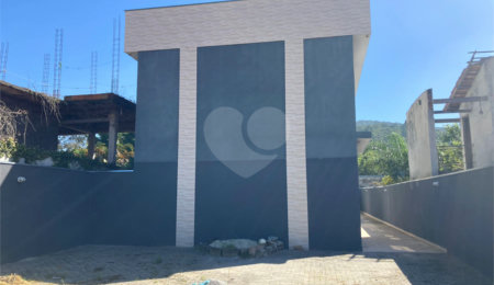 Casa à venda com 2 suítes no condomínio Villagio, Mogi das Cruzes - SP
