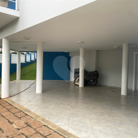 Casa à venda com 5 quartos, sendo 3 suítes, no condomínio Zuleika Jabour, Salto - SP