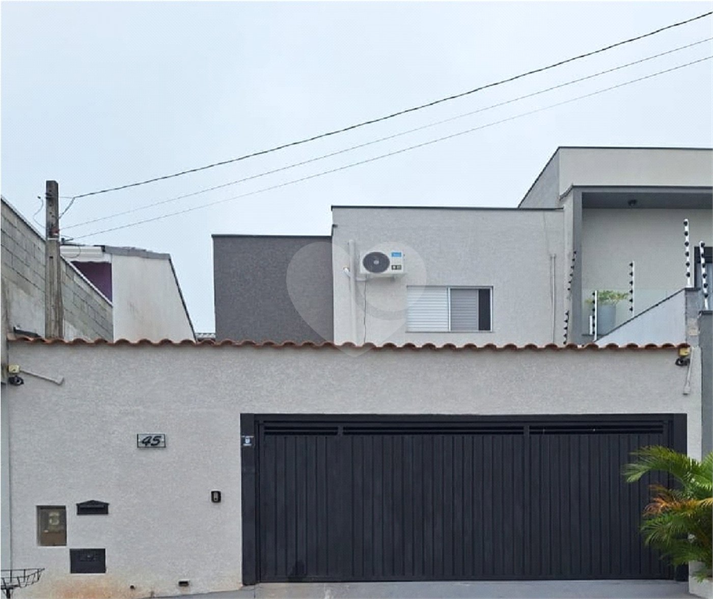 Sobrado à venda com 3 quartos, sendo 1 suíte,  em Villa Di Cesar, Mogi das Cruzes, SP