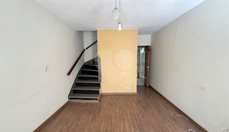 Sobrado à venda com 3 quartos em Vila Mazzei, São Paulo, SP