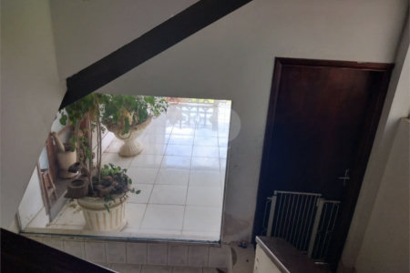 Casa à venda com 7 quartos, sendo 4 suítes, no condomínio Estância Marambaia, Vinhedo - SP