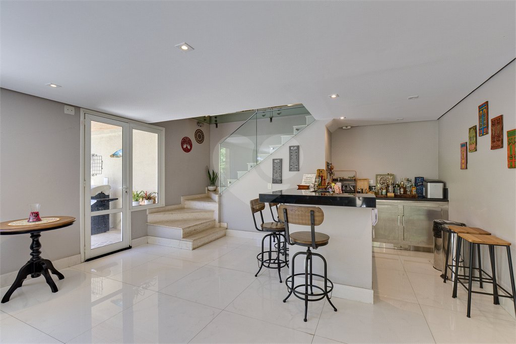 Duplex à venda ou para alugar com 4 suítes em Alto da Boa Vista, São Paulo, SP