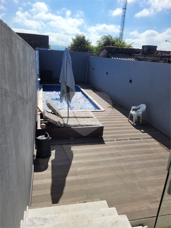 Casa à venda com 2 quartos, sendo 1 suíte,  em Vila Cintra, Mogi das Cruzes, SP
