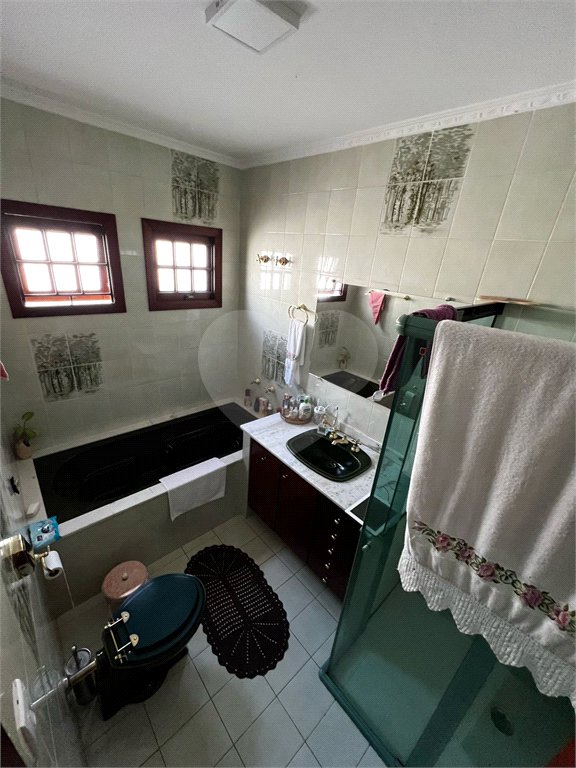 Casa à venda com 3 suítes em Vila Oliveira, Mogi das Cruzes, SP