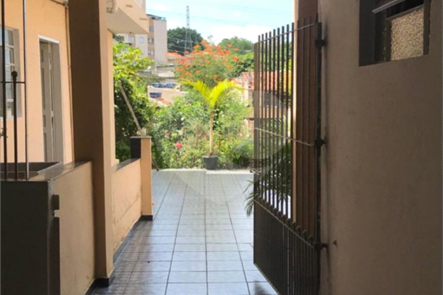 Sobrado à venda com 10 quartos, sendo 2 suítes, em Pirituba, São Paulo, SP