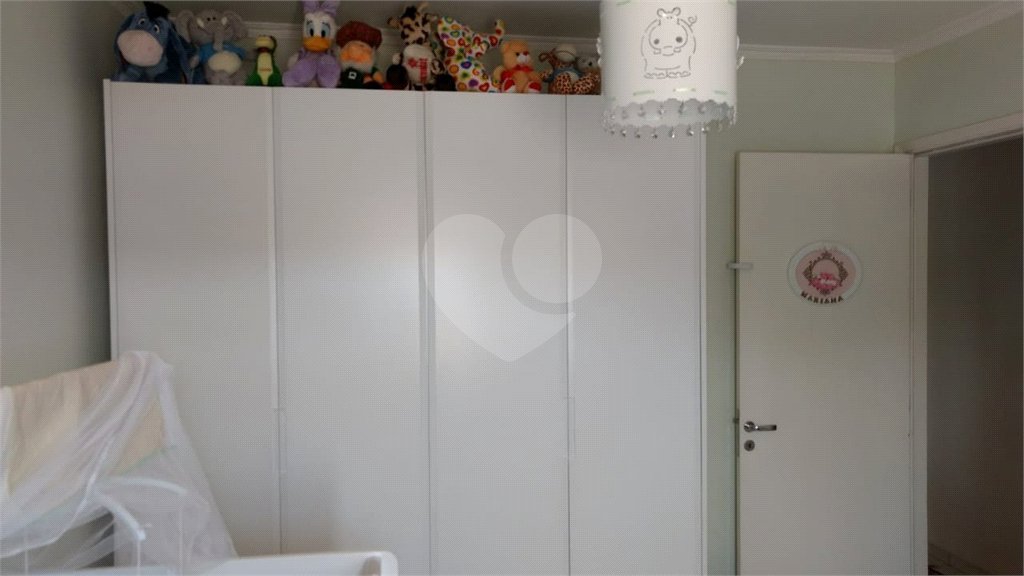 Casa à venda com 3 quartos, sendo 1 suíte, no condomínio Residencial Água Fria, São Paulo - SP