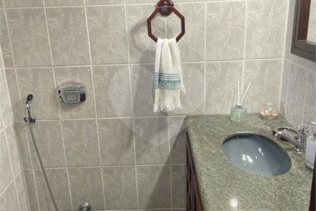 Casa à venda com 7 quartos, sendo 2 suítes, no condomínio São Joaquim, Vinhedo - SP