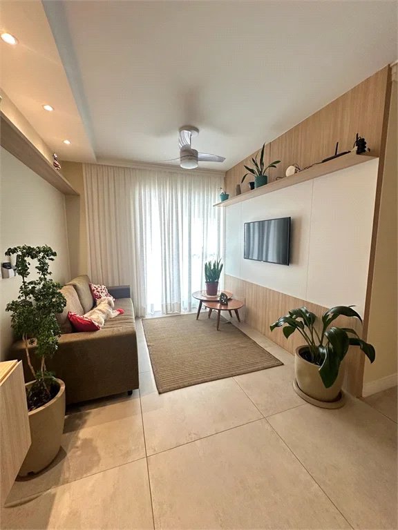Apartamento à venda com 3 quartos, sendo 1 suíte,  em Vila Andrade, São Paulo, SP