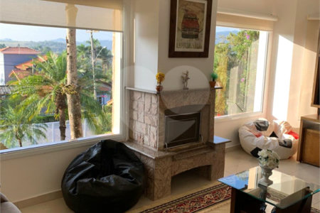 Casa Térrea à venda com 3 quartos, sendo 1 suíte, em Alpes D'ouro, Bom Jesus dos Perdões, SP