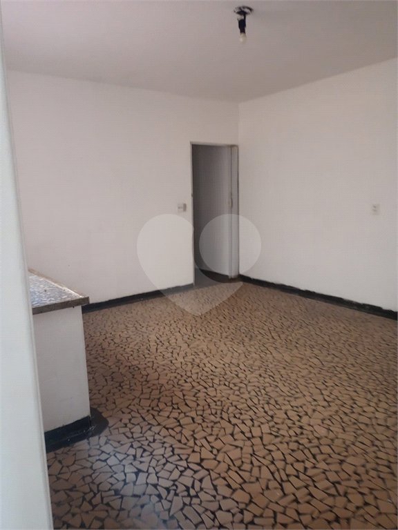 Sobrado à venda com 3 quartos em Vila Romana, São Paulo, SP