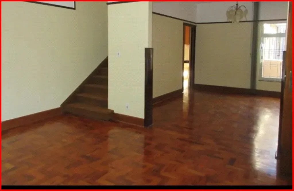 Sobrado à venda com 4 quartos, sendo 1 suíte,  em Alto da Lapa, São Paulo, SP