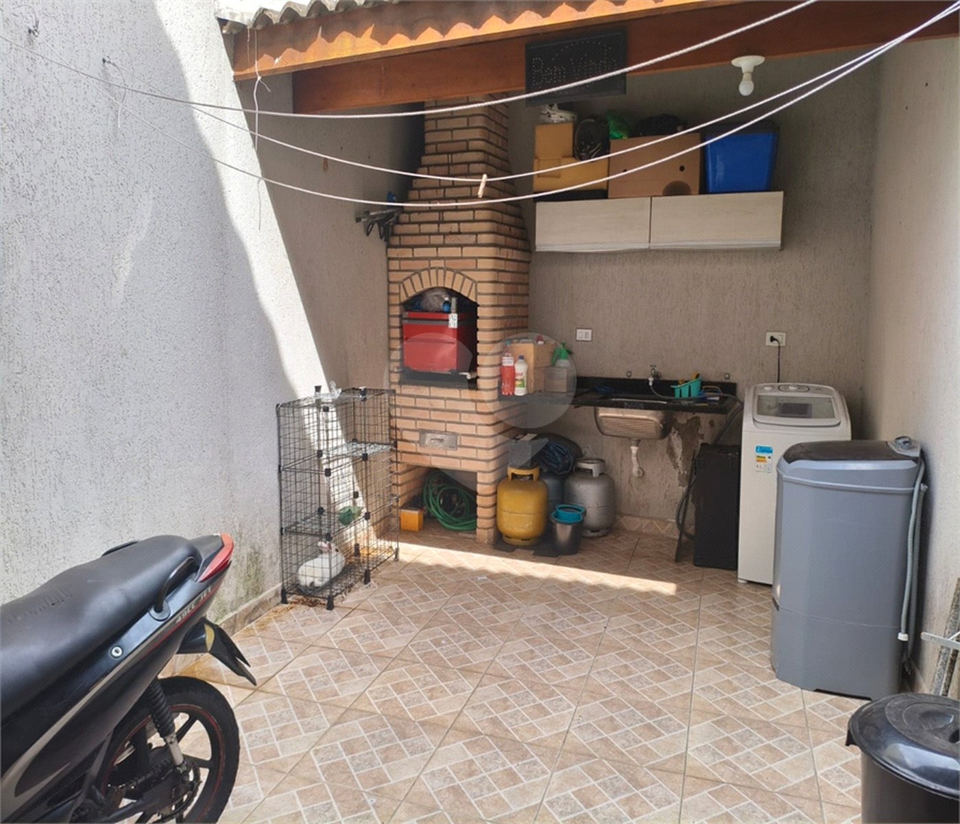 Sobrado à venda com 3 quartos, sendo 1 suíte, em Tremembé, São Paulo, SP